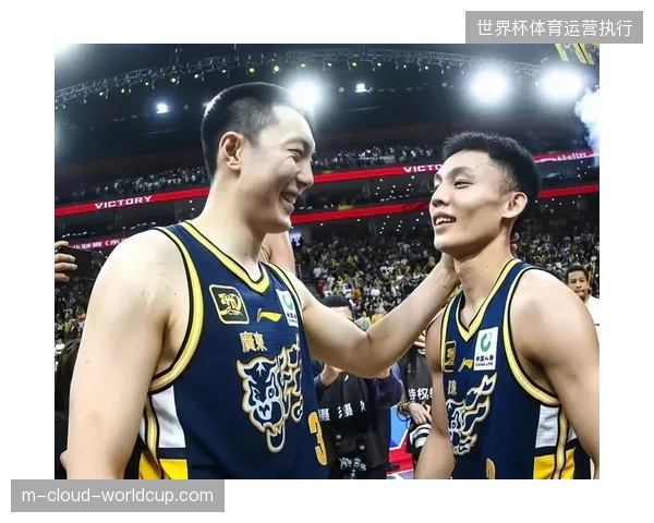广东队后卫徐杰本赛季在组织串联方面承担重任，是球队后场的重要轮换球员
